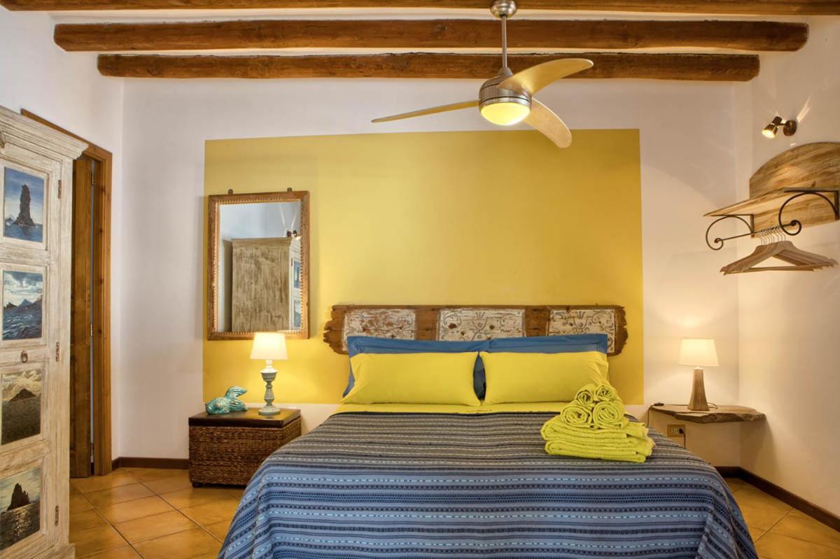 Rapanui Resort Santa Marina Salina Buitenkant foto
